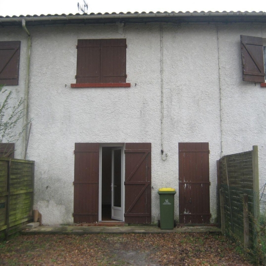  GERBEAUD IMMOBILIER : House | SAINT-MAGNE (33125) | 93 m2 | 675 € 