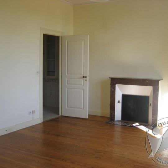  GERBEAUD IMMOBILIER : House | GUILLOS (33720) | 222 m2 | 1 250 € 