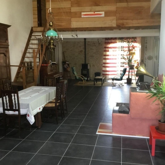  GERBEAUD IMMOBILIER : Maison / Villa | SAINT-PIERRE-D'AURILLAC (33490) | 373 m2 | 344 000 € 