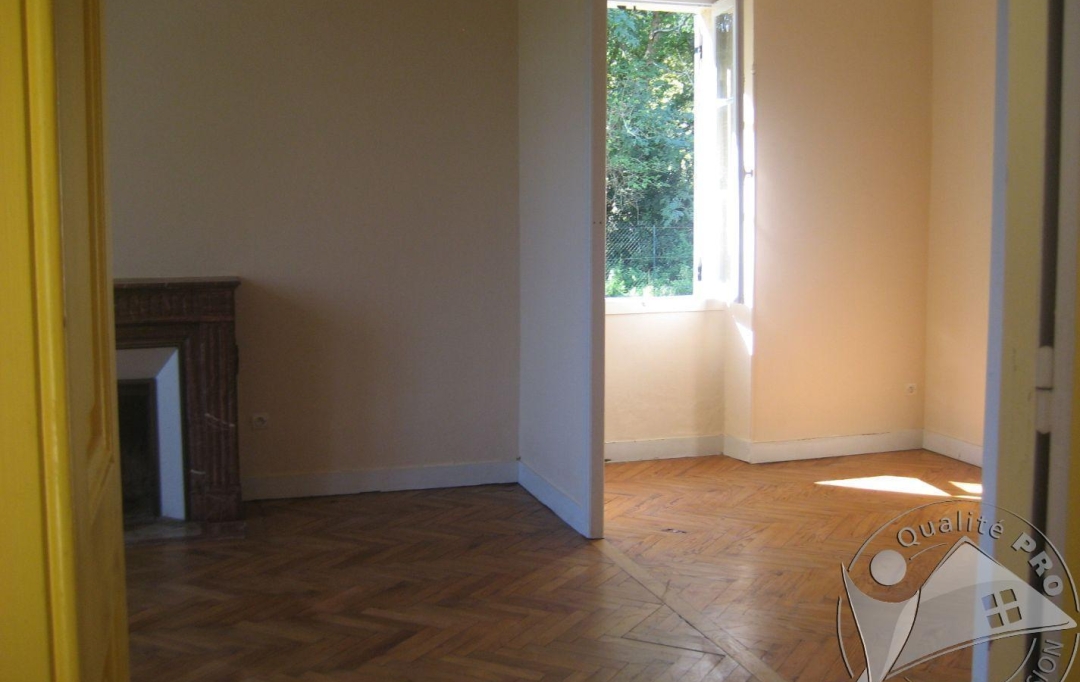 GERBEAUD IMMOBILIER : House | GUILLOS (33720) | 222 m2 | 1 250 € 