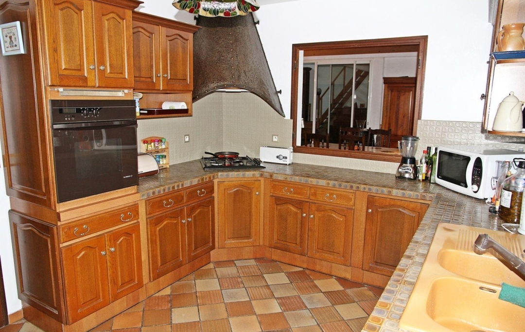 GERBEAUD IMMOBILIER : Maison / Villa | SAINT-PIERRE-D'AURILLAC (33490) | 373 m2 | 344 000 € 
