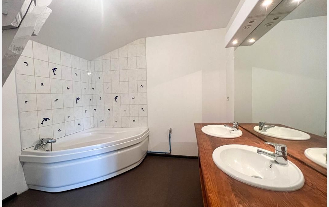 GERBEAUD IMMOBILIER : Appartement | VILLANDRAUT (33730) | 120 m2 | 128 000 € 