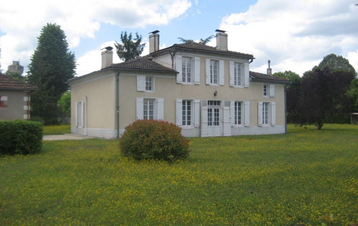 GERBEAUD IMMOBILIER : Domain / Estate | SAINT-SYMPHORIEN (33113) | 300 m2 | 490 000 € 