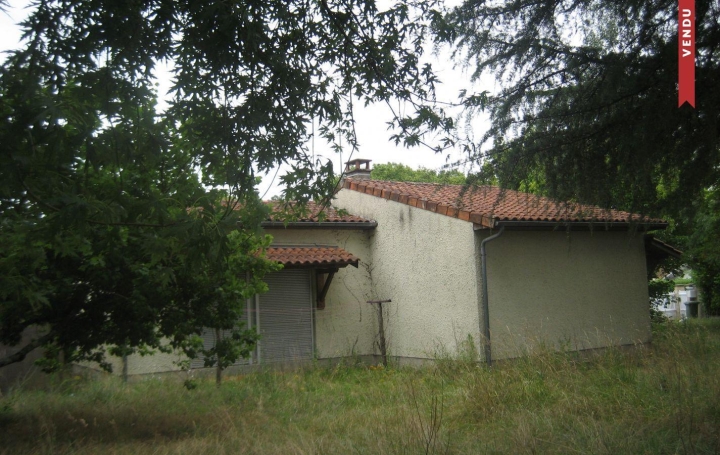 Maison SAINT-SYMPHORIEN 62 m2 128 000 € Maison SAINT-SYMPHORIEN 62 m2 128 000 €